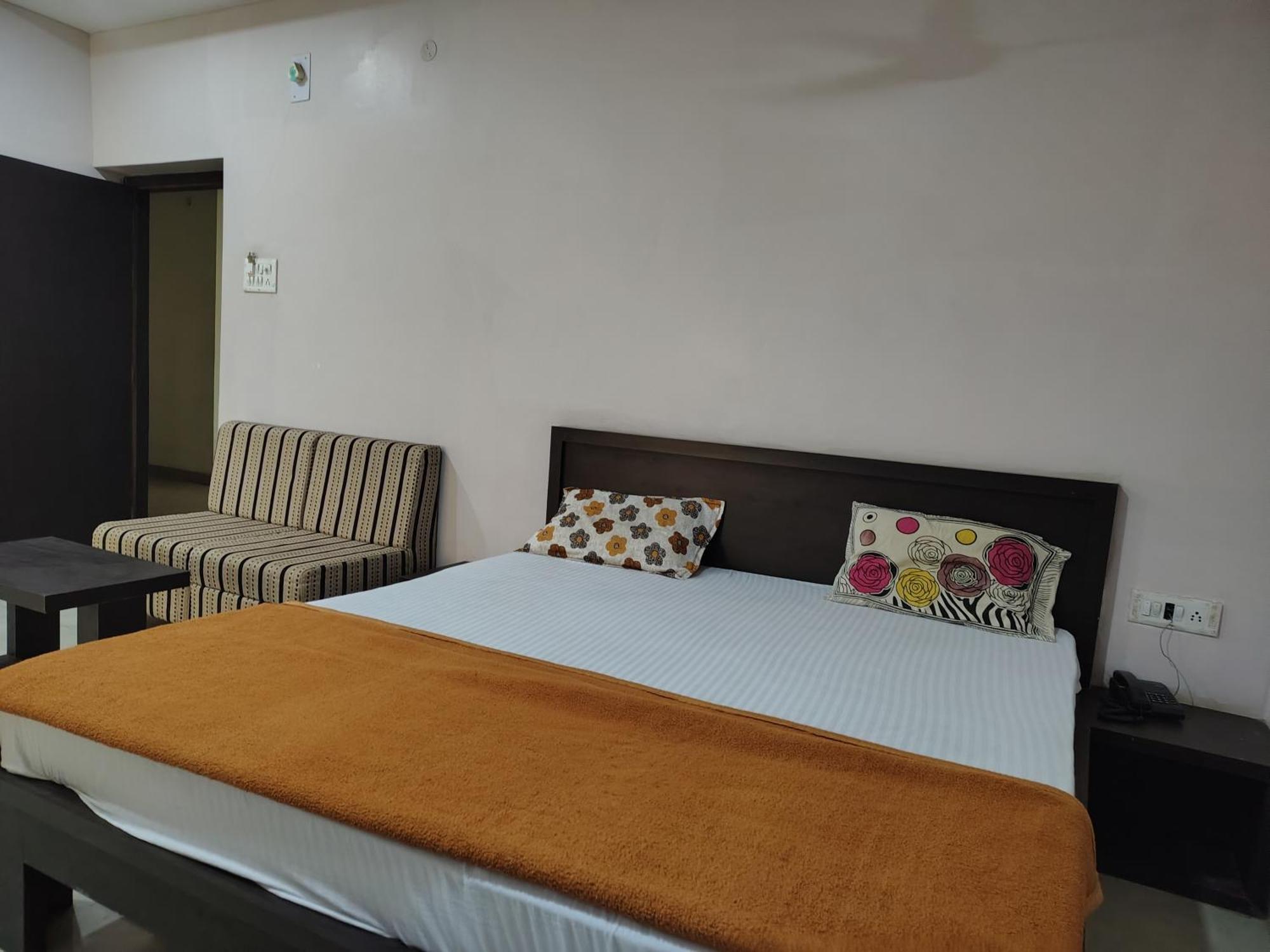 Hotel Indraprasth Balangir Dış mekan fotoğraf